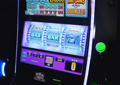Gambaran mesin slot pada sebuah kasino